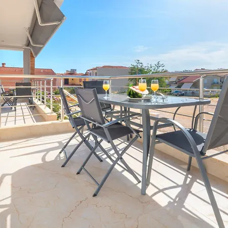 Olive Nikiti (Sithonia)