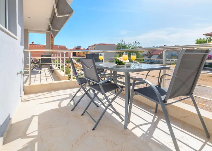 Olive Nikiti (Sithonia)