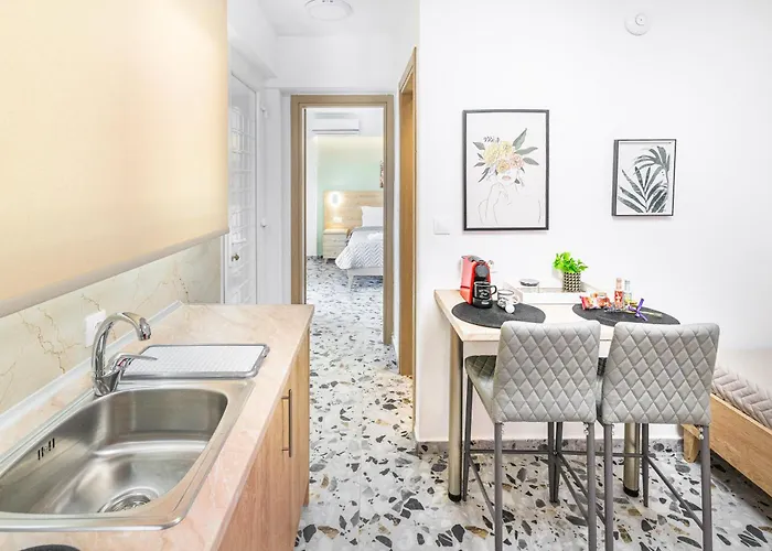 Hotel de apartamente Olive Nikiti (Sithonia)